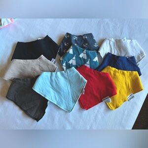 Bundle of 10 organic cotton bibs